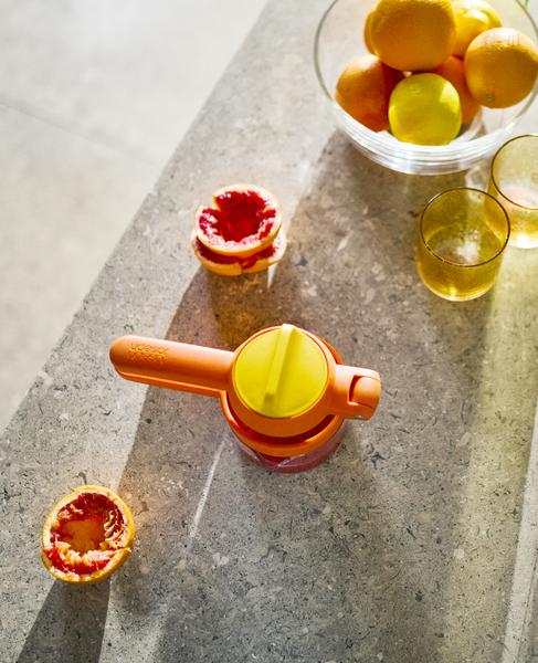 Joseph Joseph JuiceMax Plus Citrus Juicer