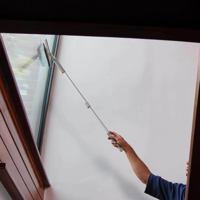 Joseph Joseph CleanTech 2-in-1 glass cleaning squeegee
