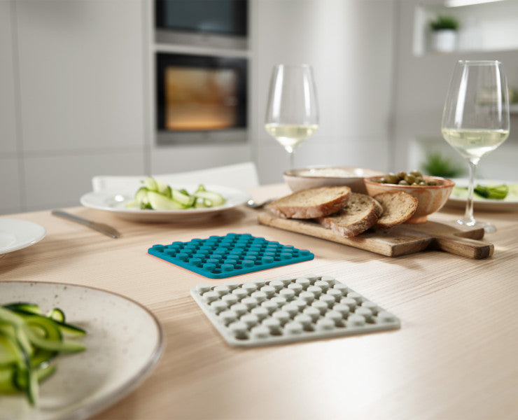 Joseph Joseph Duo 2pc Silicone Trivets (Opal/Stone)