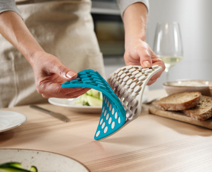 Joseph Joseph Duo 2pc Silicone Trivets (Opal/Stone)