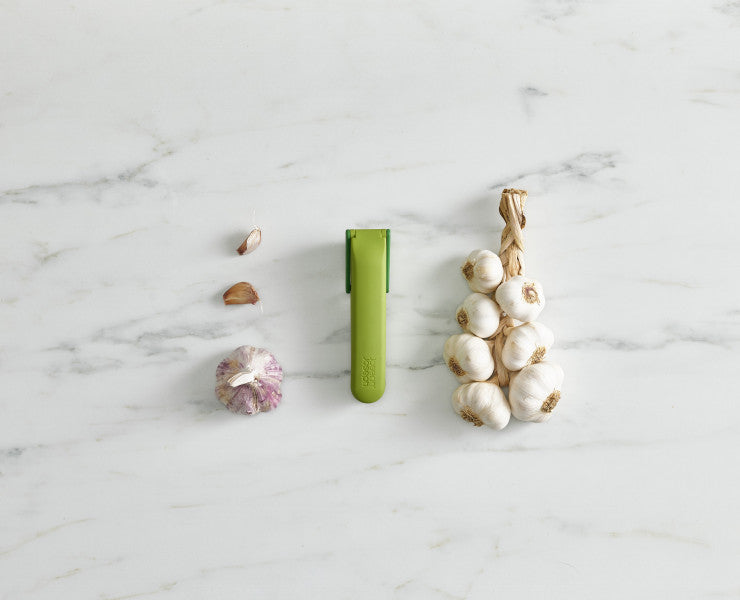 Joseph Joseph Duo Easy-clean Garlic Press
