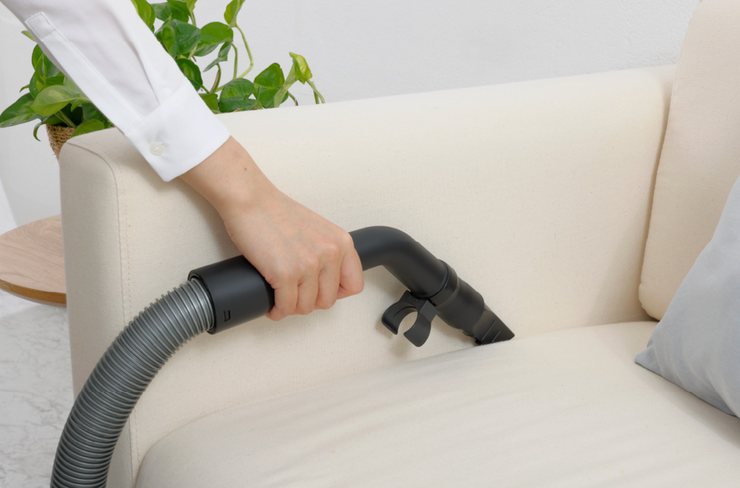 Panasonic 1600W Bagless Vacuum Cleaner MC-CL601AG43 MCCL601AG43