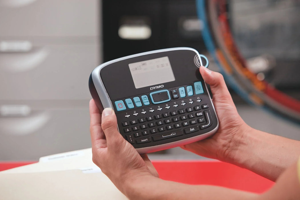 Labelmanager 360d DYMO LabelManager 360D Desktop Labeller;with QWERTY keyboard 7 font si ...