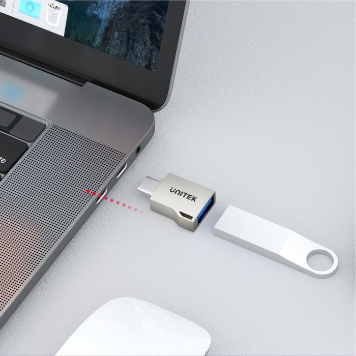 UNITEK USB-C Male to USB-A Female Ultra-Tiny Adaptor with Easy Grip Design. Supp