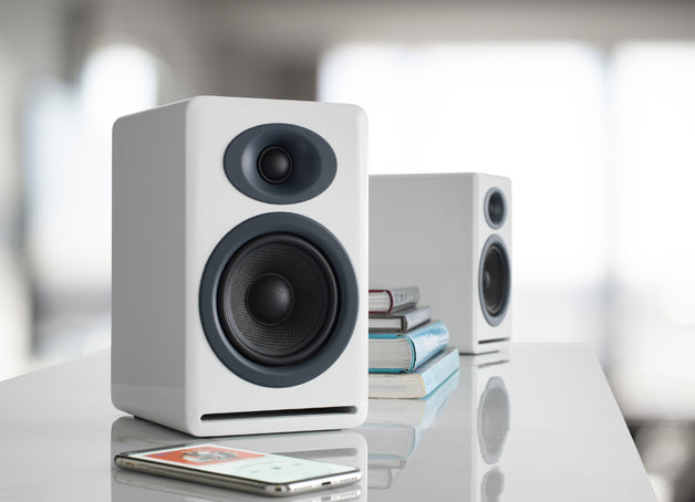 Audioengine P4 Passive Bookshelf Bluetooth Speaker Pair - Gloss White 819955190014