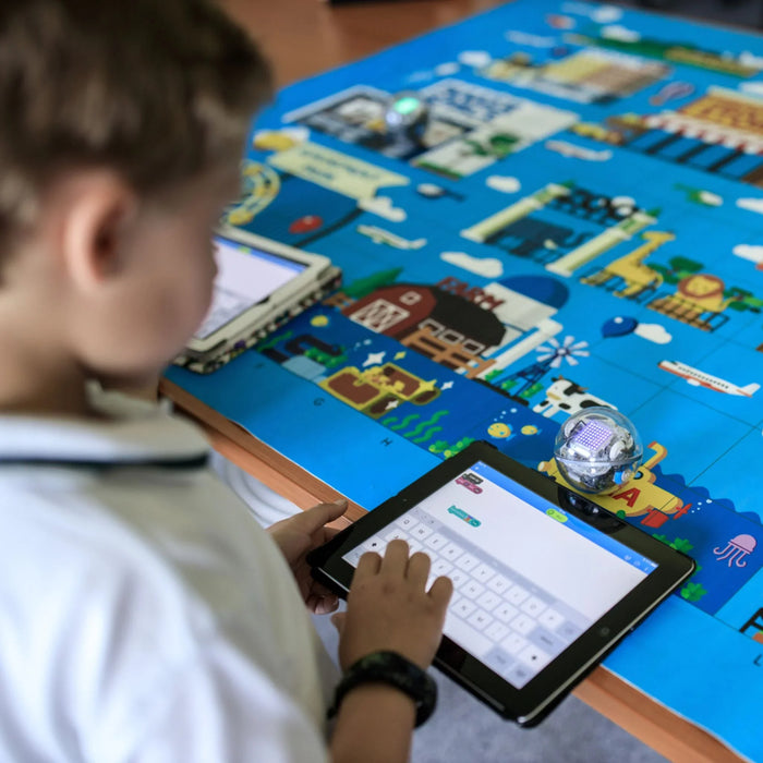 Sphero Code Mat "City & Golf" 2-sided with activity cards [ship with CMACARD02] - LX2001 - Homewares, Outdoor, Phone Accessories, Cases, Speakers, Headphones + More -