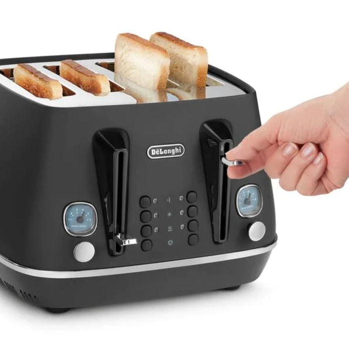 Delonghi Distinta Moments 4 Slice Toaster - Black