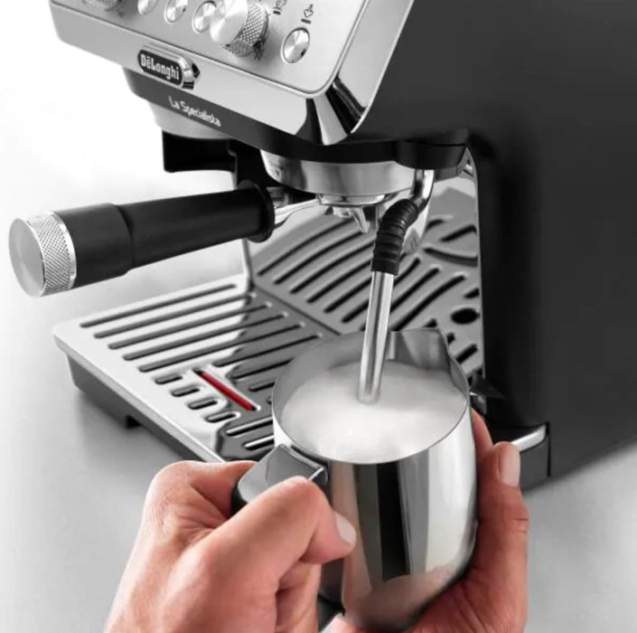 Delonghi La Specialista Arte Manual Pump Coffee Machine