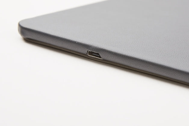 Pout Hands3 Wireless Charging Mouse Pad - Midnight Blue POUT-00801MB 8809418160441 - LX2001 - Homewares, Outdoor, Phone Accessories, Cases, Speakers, Headphones + More -